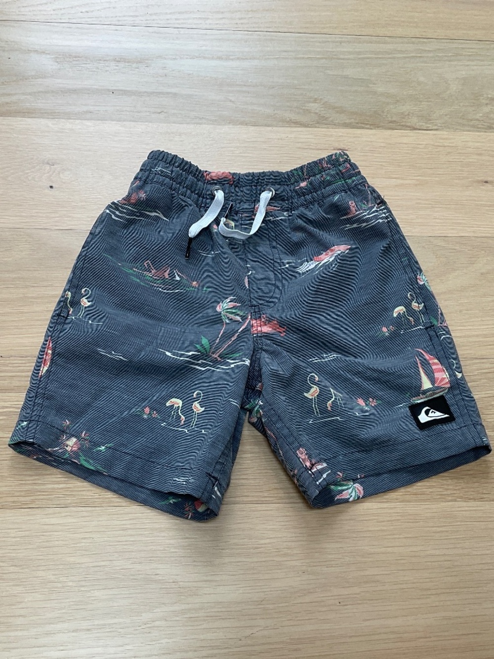 EUC Quiksilver Boy Swim Suit